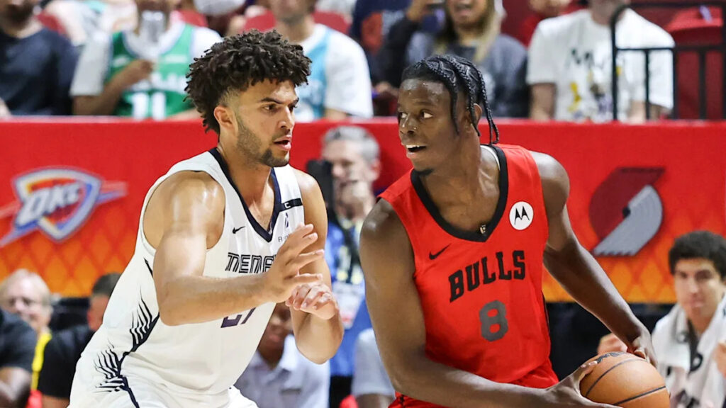 Chicago’s Caleb Wilson sets Las Vegas Summer League debut record, scoring 35 on Grizzlies Chicago’s Caleb Wilson sets Las Vegas Summer League debut record, scoring 35 on Grizzlies