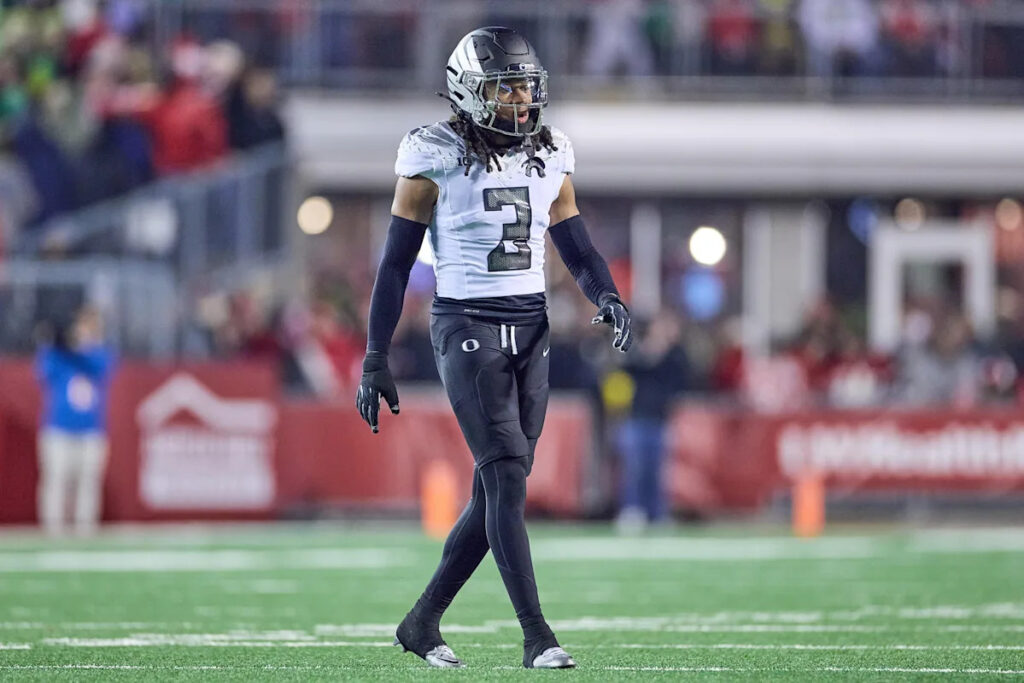Seahawks sign ex-Oregon cornerback, waive veteran tight end Seahawks sign ex-Oregon cornerback, waive veteran tight end