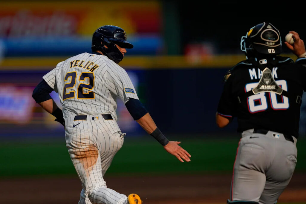 Brewers run wild over Marlins in 8-6 victory Brewers run wild over Marlins in 8-6 victory