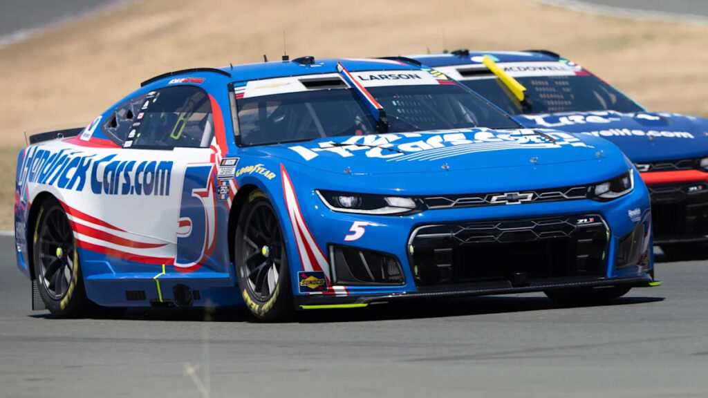 Kyle Larson looks to break winless drought as NASCAR returns to Chicagoland