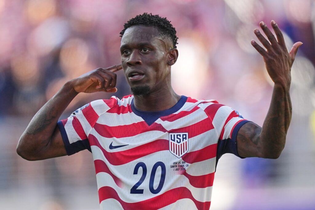 Folarin Balogun red card extraordinarily wiped by Fifa in huge World Cup boost for USA Folarin Balogun red card extraordinarily wiped by Fifa in huge World Cup boost for USA