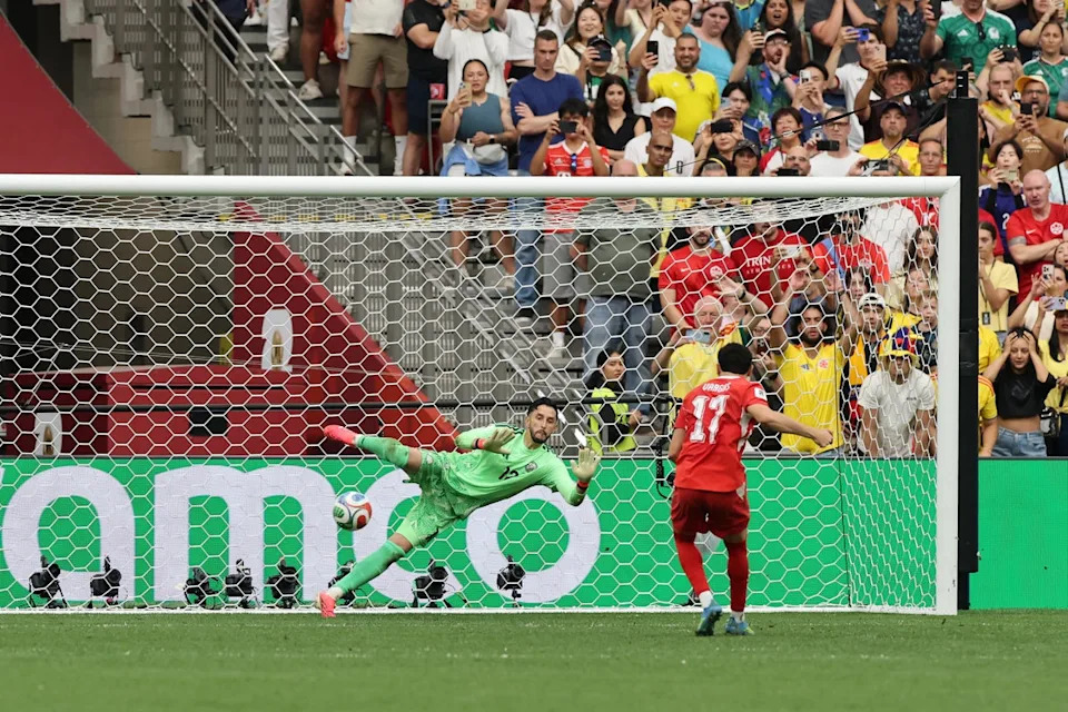 Ruben Vargas of Switzerland scores the fifth and winning penalty (Getty)