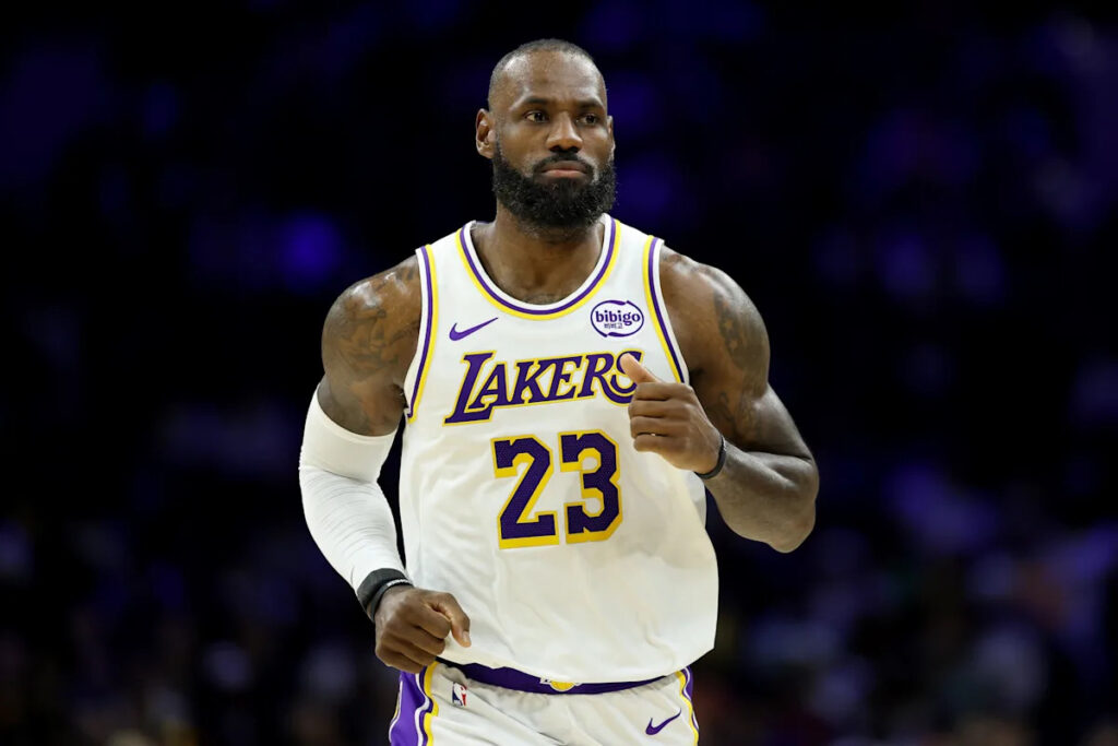 LeBron James reportedly taking 76ers’ pitch ‘really seriously’; Bob Myers says Philly gives him ‘best chance to win’ LeBron James reportedly taking 76ers’ pitch ‘really seriously’; Bob Myers says Philly gives him ‘best chance to win’