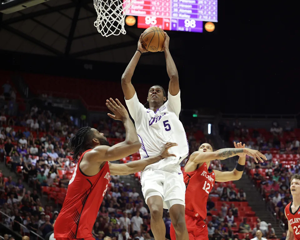 SALT LAKE CITY, UT – JULY 4: Cody Williams #5 of the Utah Jazz drives to the basket during the game against the Atlanta Hawks during a 2026 NBA Salt Lake City Summer League game on July 4, 2026 at Jon M. Huntsman Center in Salt Lake City, Utah. NOTE TO USER: User expressly acknowledges and agrees that, by downloading and or using this Photograph, User is consenting to the terms and conditions of the Getty Images License Agreement. Mandatory Copyright Notice: Copyright 2026 NBAE (Photo by Melissa Majchrzak/NBAE via Getty Images) | NBAE via Getty Images