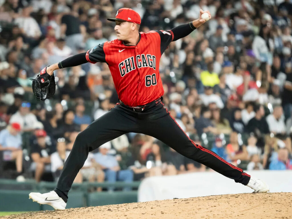 Sixth inning of horror dooms White Sox