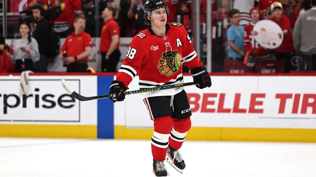 Bedard says Carlsson’s offer sheet had no effect on his thinking for Blackhawks contract Bedard says Carlsson’s offer sheet had no effect on his thinking for Blackhawks contract