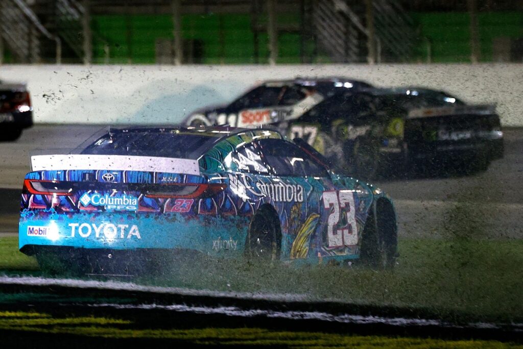 Winners and losers from stunning midnight NASCAR Cup race at Atlanta Winners and losers from stunning midnight NASCAR Cup race at Atlanta