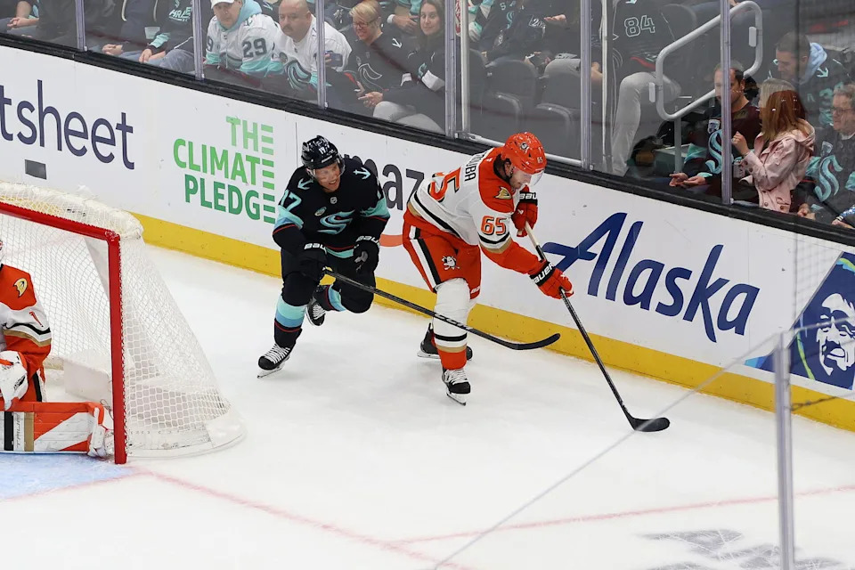 Jaden Schwartz Heads To Colorado