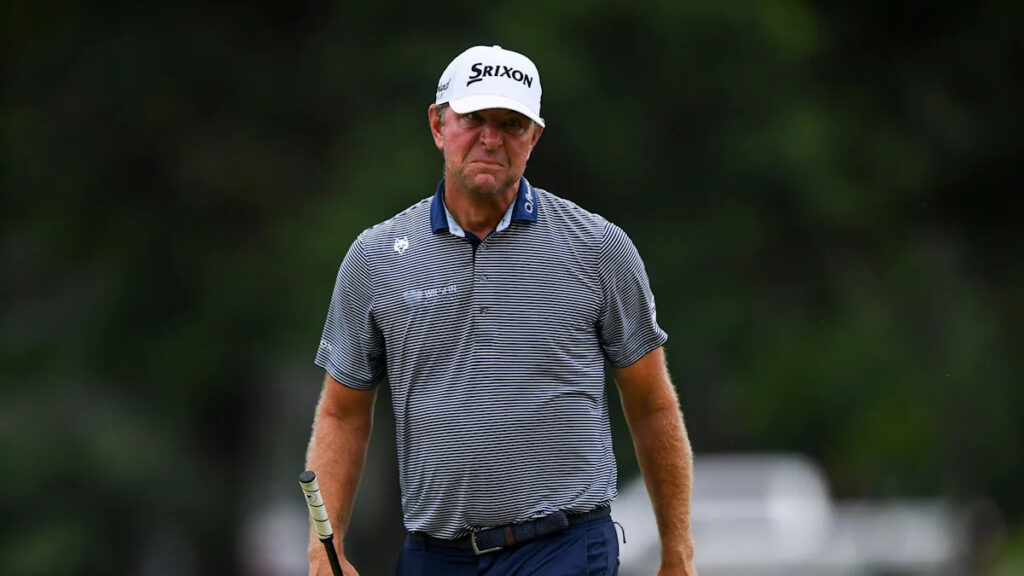 Lucas Glover hangs onto lead in ISCO Championship in Kentucky
