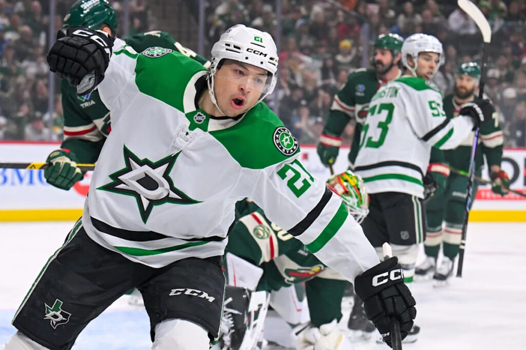 Jason Robertson contract standoff with Dallas Stars ends Jason Robertson contract standoff with Dallas Stars ends