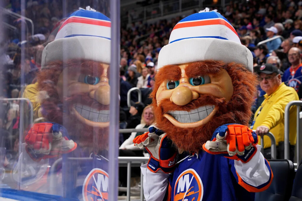 Islanders News: Design our jersey well or we’ll shoot this dog Islanders News: Design our jersey well or we’ll shoot this dog