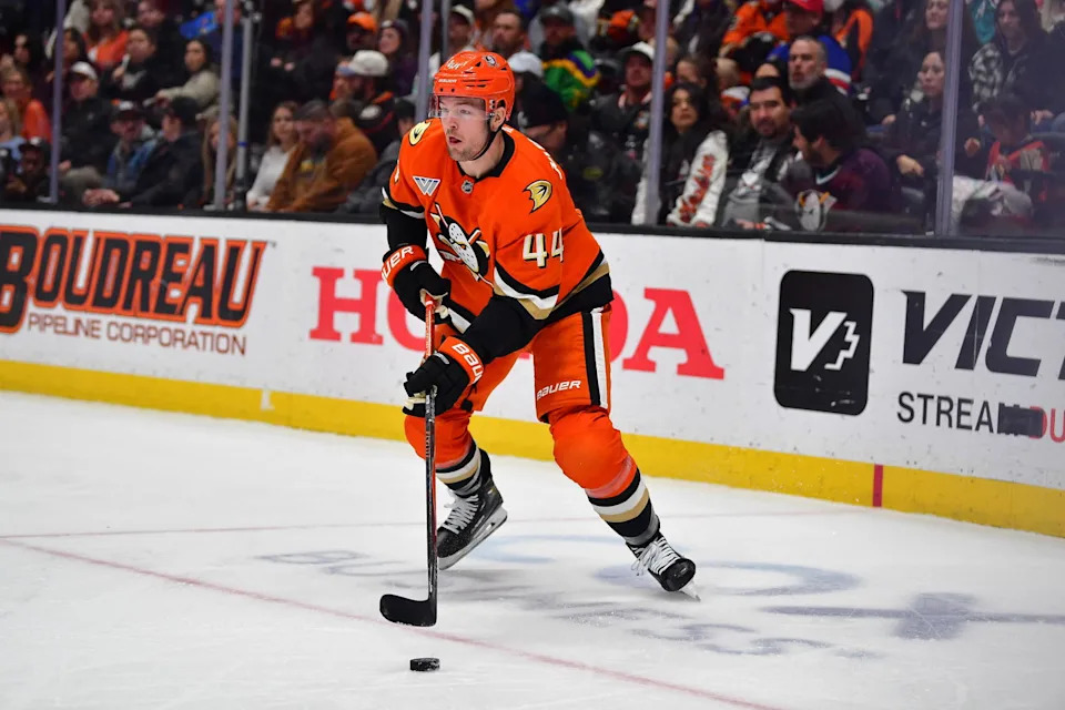 Blues Sign Ross Johnston To Three-Year, $6 million Contract