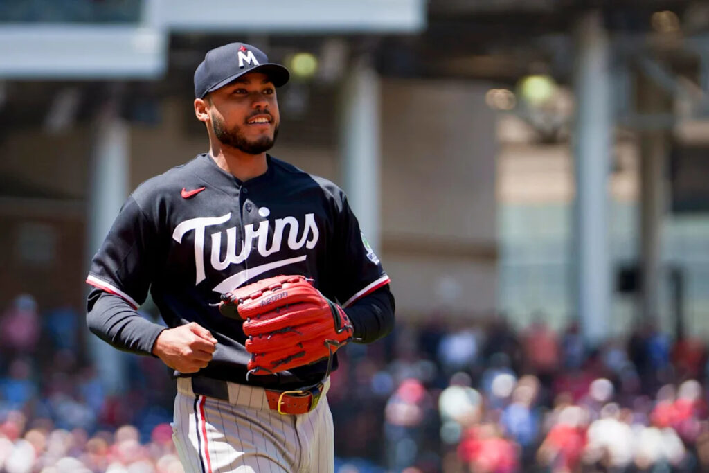 Twins 2, Guardians 1: What is Guardsball if not ineptitude persevering?
