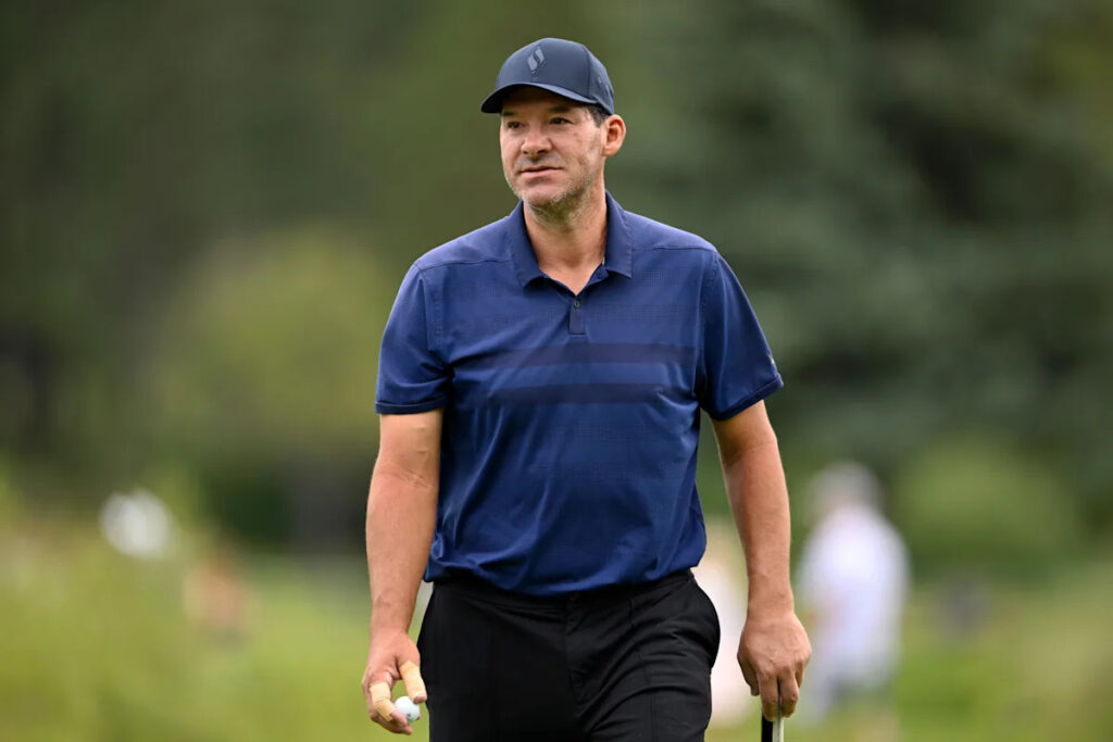 Tony Romo surprises young fan at Wisconsin Amateur