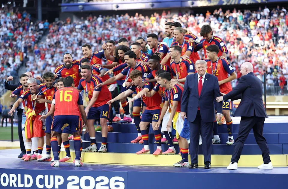 Trump hung around long enough to ensure he was in the torphy lift photo (Getty)