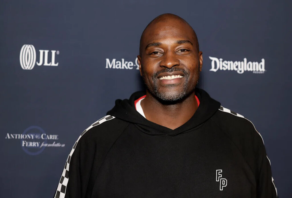 Former NFL DE, sportscaster Marcellus Wiley arrested on alleged domestic battery charges