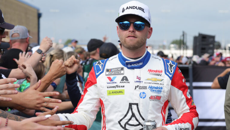 William Byron’s Frustration Boils Over in Heated Radio Exchange During EchoPark Race William Byron’s Frustration Boils Over in Heated Radio Exchange During EchoPark Race