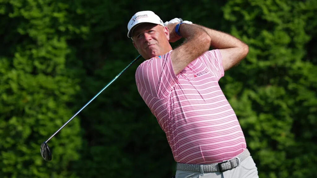 Stewart Cink, Charlie Wi share US Senior Open lead after opening 67s