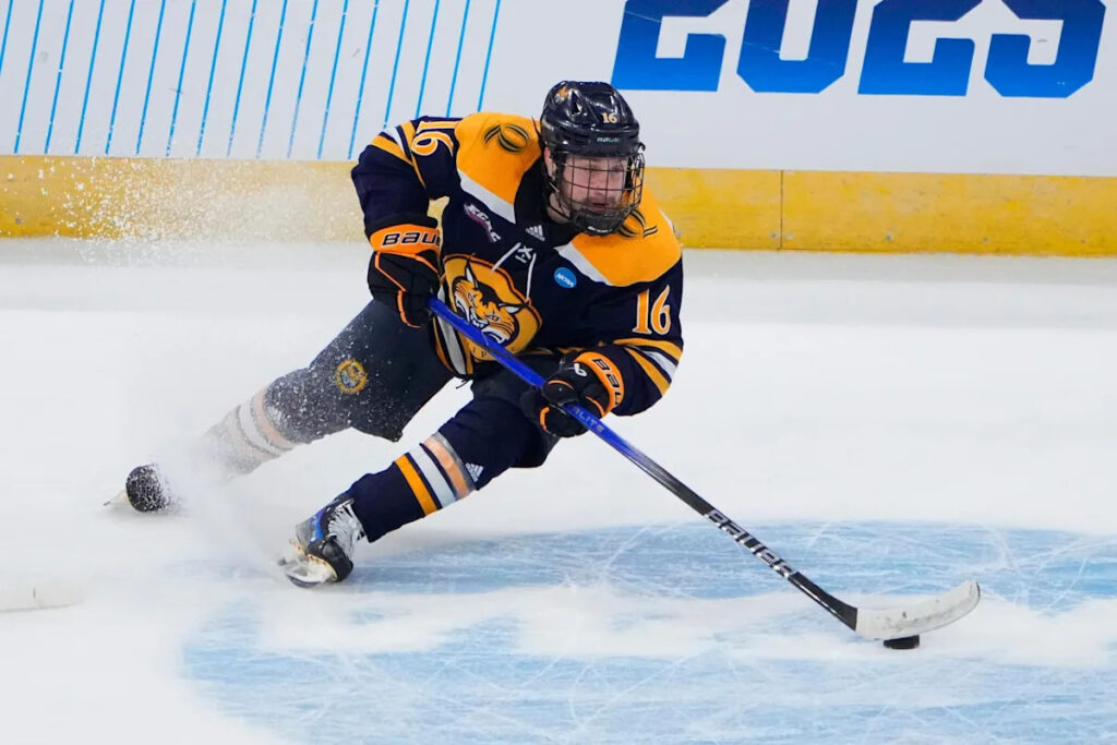 New Jersey Devils Prospect Update: Change is Coming to Utica New Jersey Devils Prospect Update: Change is Coming to Utica