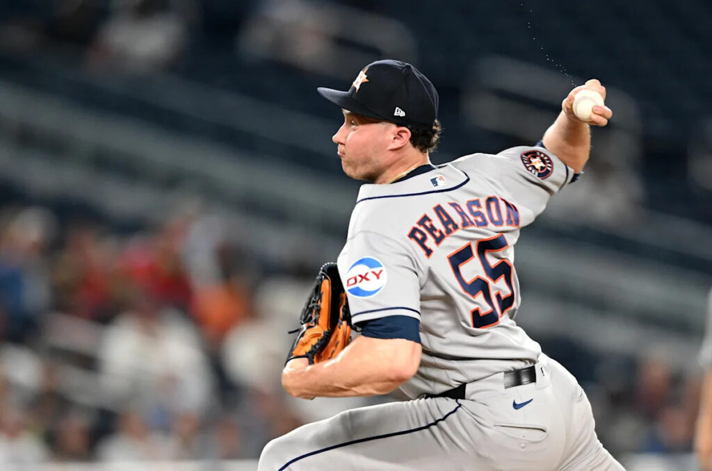 Astros Trade RP Nate Pearson to Royals