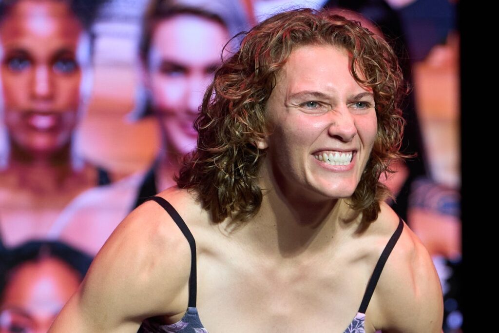 Boxer Hannah Rapp dies after being hit by car as Jake Paul leads tributes to ‘warrior’ Boxer Hannah Rapp dies after being hit by car as Jake Paul leads tributes to ‘warrior’