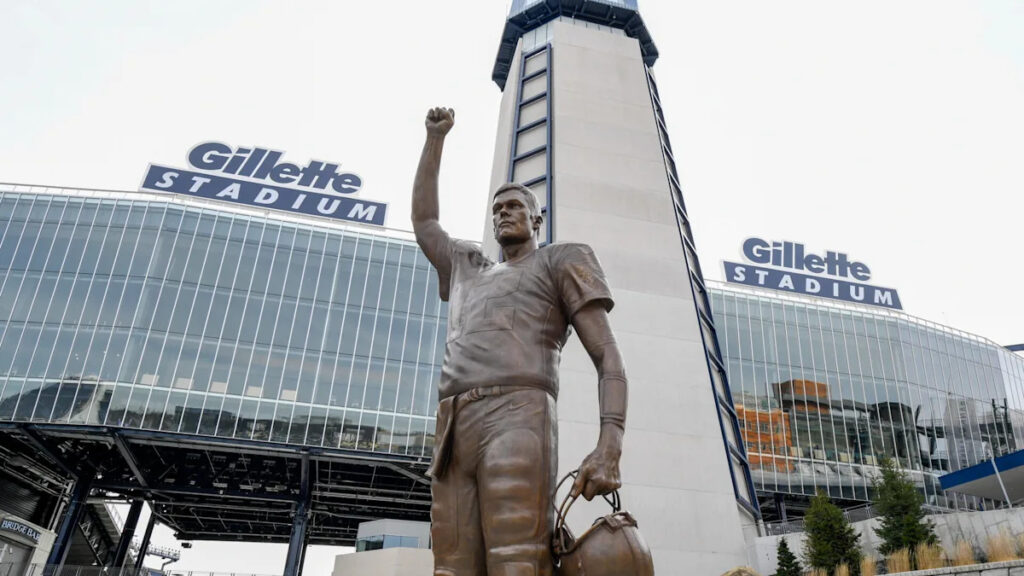 Report: Mike Macdonald wasn’t referring to Tom Brady as the person who provided Super Bowl help