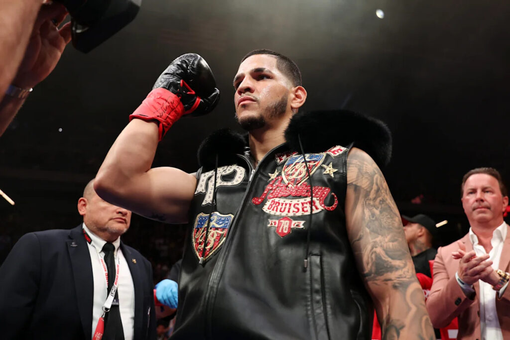 Edgar Berlanga wins thriller over Steven Butler in Zuffa Boxing 9 debut; Richardson Hitchins cruises