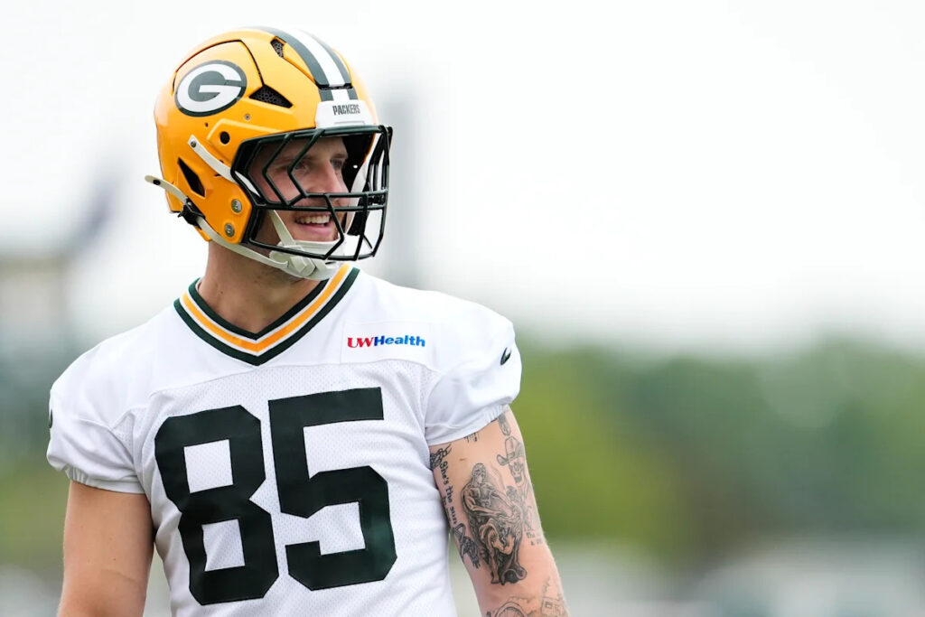 Packers’ Tucker Kraft says doctor told him his knee ‘looks spectacular’ as TE activated off PUP amid ACL recovery Packers’ Tucker Kraft says doctor told him his knee ‘looks spectacular’ as TE activated off PUP amid ACL recovery