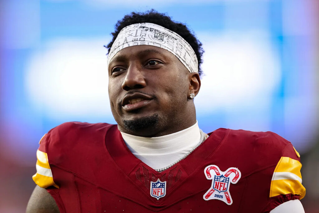 Deebo Samuel reportedly reunites with Niners on 1-year deal worth up to  million