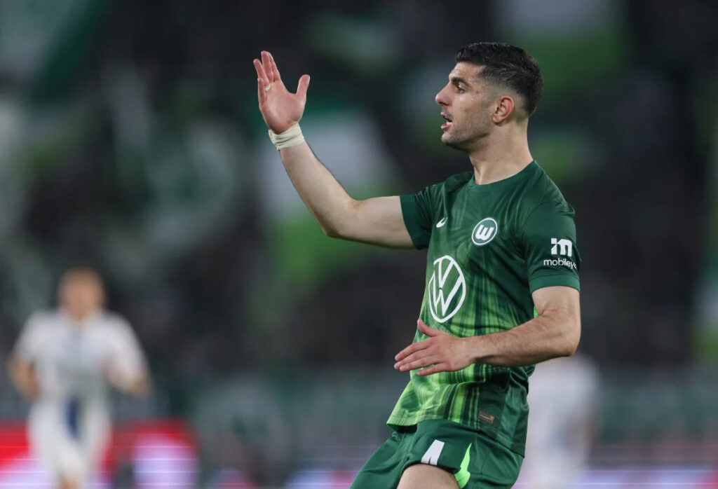 Roma final details for Koulierakis, Angelino and Pagano on way out Roma final details for Koulierakis, Angelino and Pagano on way out