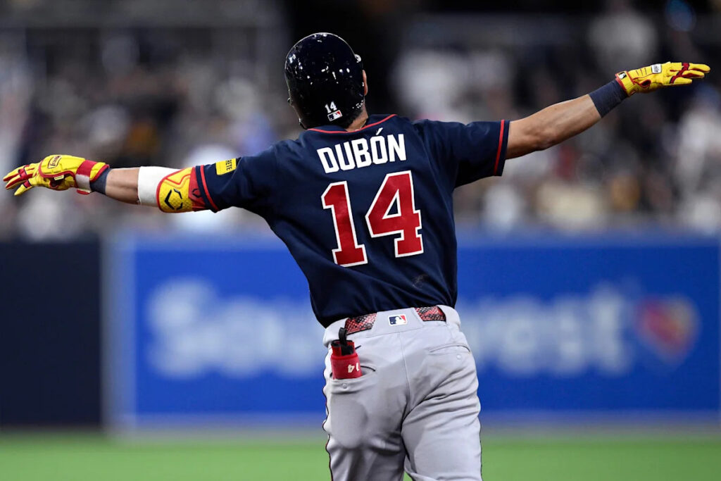Mauricio Dubón starting at 3B as Braves face Nationals