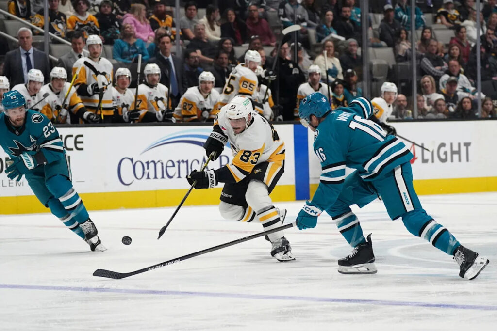 Former Sharks Forward Signs in New Jersey