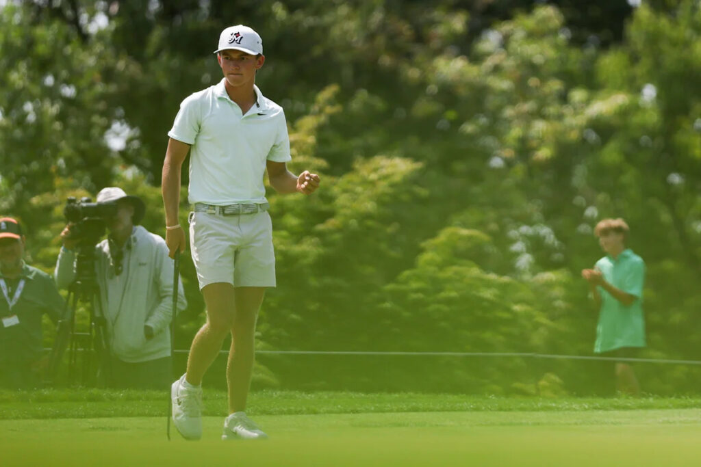 Miles Russell makes amateur golf history after earning medalist honors at Western Amateur