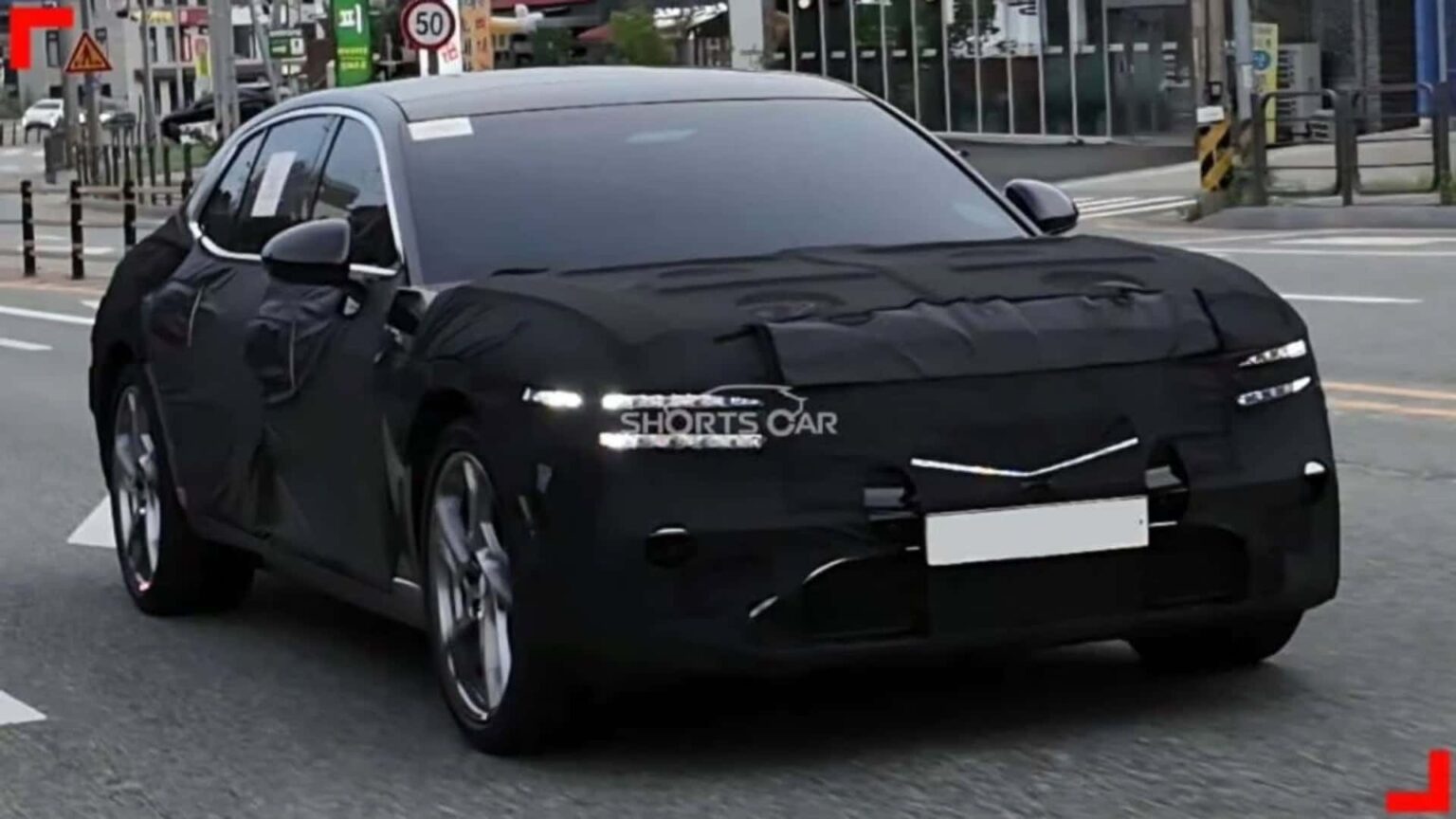 Flagship Sedan Gets Revamped Interior And Cabin Flagship Sedan Gets Revamped Interior And Cabin