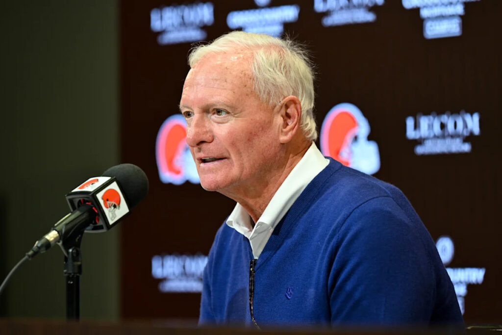 Browns ownership aiming for contending playoff team in 2027 but says it’s not punting on ’26; Jimmy Haslam: ‘I’ll take the over’ Browns ownership aiming for contending playoff team in 2027 but says it’s not punting on ’26; Jimmy Haslam: ‘I’ll take the over’