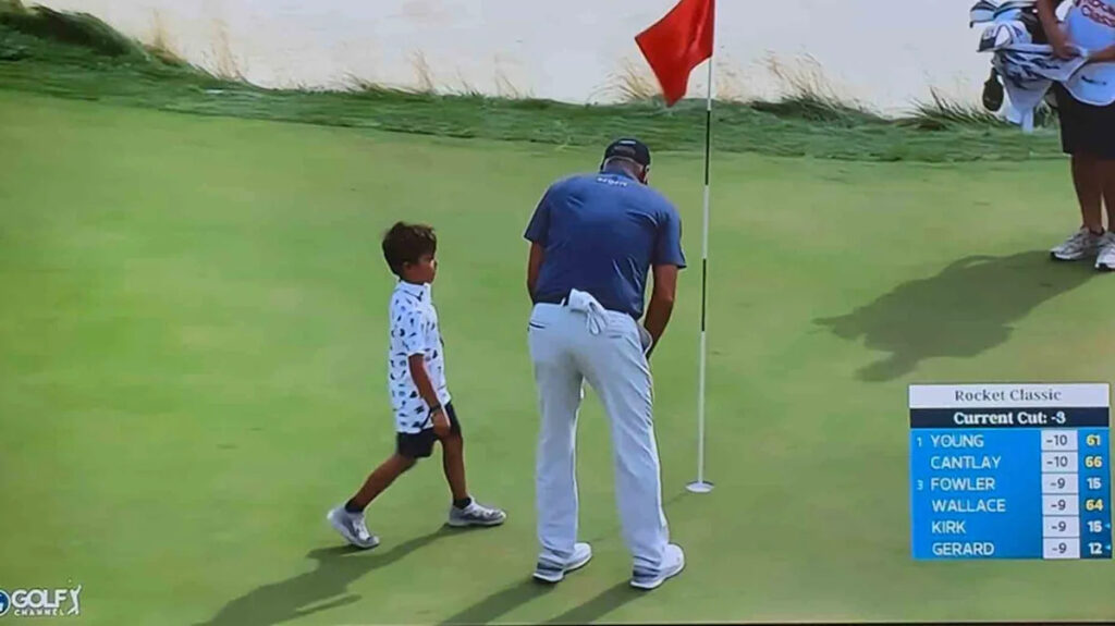 ‘Hey, buddy, come with me’: Pro’s hole in one comes with a surprise ‘Hey, buddy, come with me’: Pro’s hole in one comes with a surprise