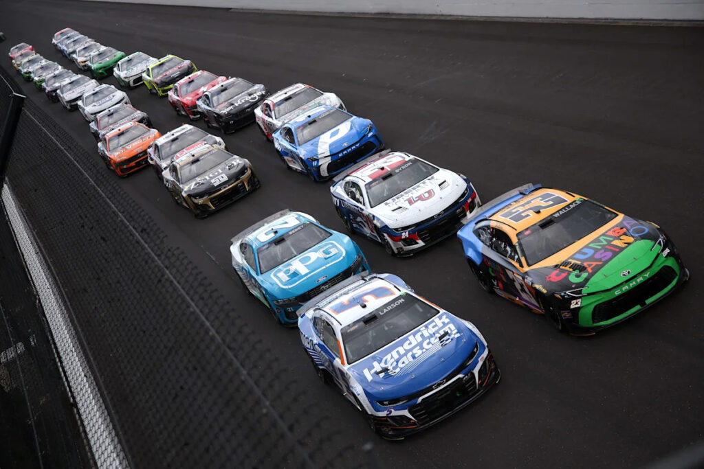 NASCAR’s Uncertain Future Takes a Stunning Turn After Months of Sale Speculation NASCAR’s Uncertain Future Takes a Stunning Turn After Months of Sale Speculation
