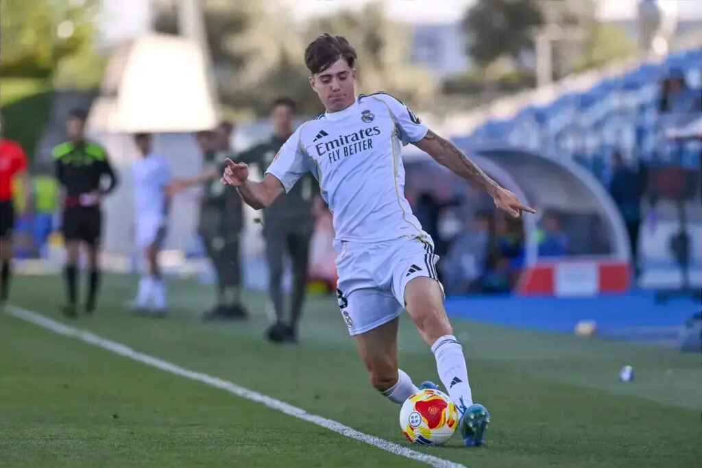 Real Madrid sell academy defender Victor Valdepenas to Fiorentina in €8m deal Real Madrid sell academy defender Victor Valdepenas to Fiorentina in €8m deal
