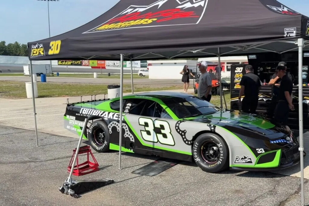 Cleetus McFarland buys Pro Late Model to work on racecraft