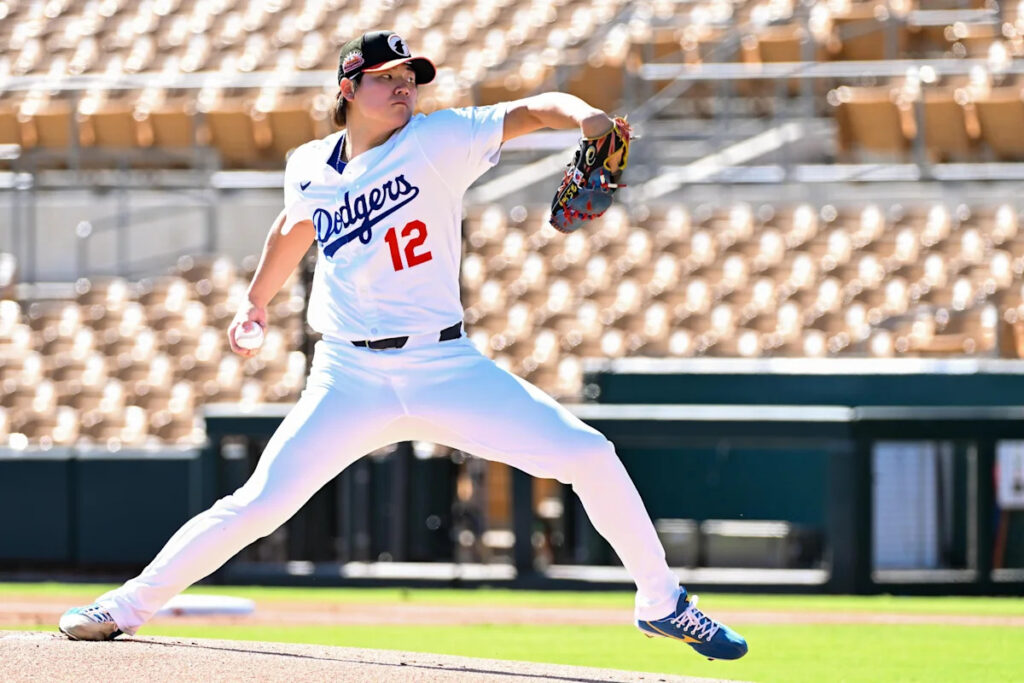 Hyun-Seok Jang wins Midwest League pitcher of week after High-A debut