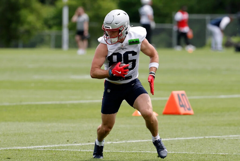 How Patriots’ wide receiver competition will shake out, according to fans