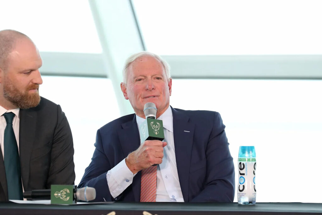After trading Myles and Giannis, Jimmy Haslam weighs in on where rebuilding is harder: NBA or NFL? After trading Myles and Giannis, Jimmy Haslam weighs in on where rebuilding is harder: NBA or NFL?