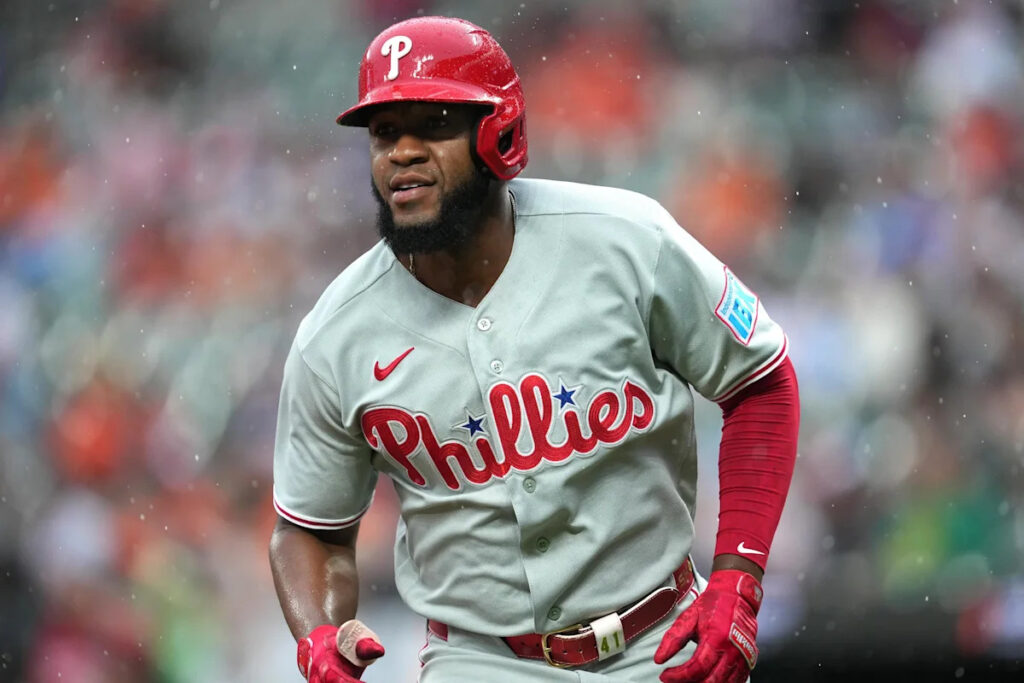 Riders on the storm: Phillies 8, Orioles 0