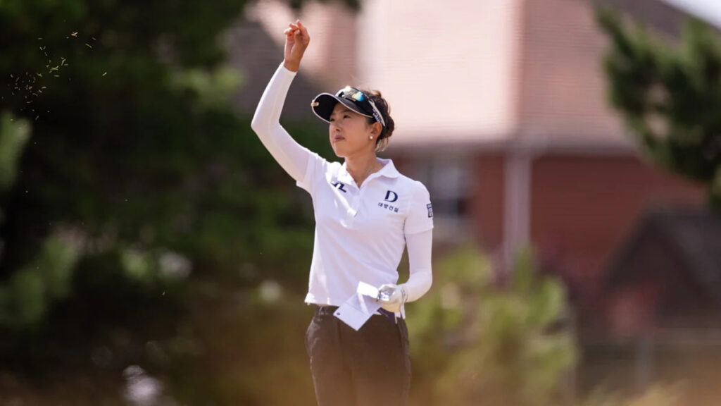 Yealimi Noh seizes on Ryu’s late collapse to build 3-shot lead in Women’s British Open Yealimi Noh seizes on Ryu’s late collapse to build 3-shot lead in Women’s British Open