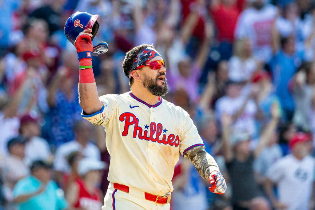 Phillies extend win streak to 9 games, rallying from 4-0 deficit on Kyle Schwarber walk-off homer