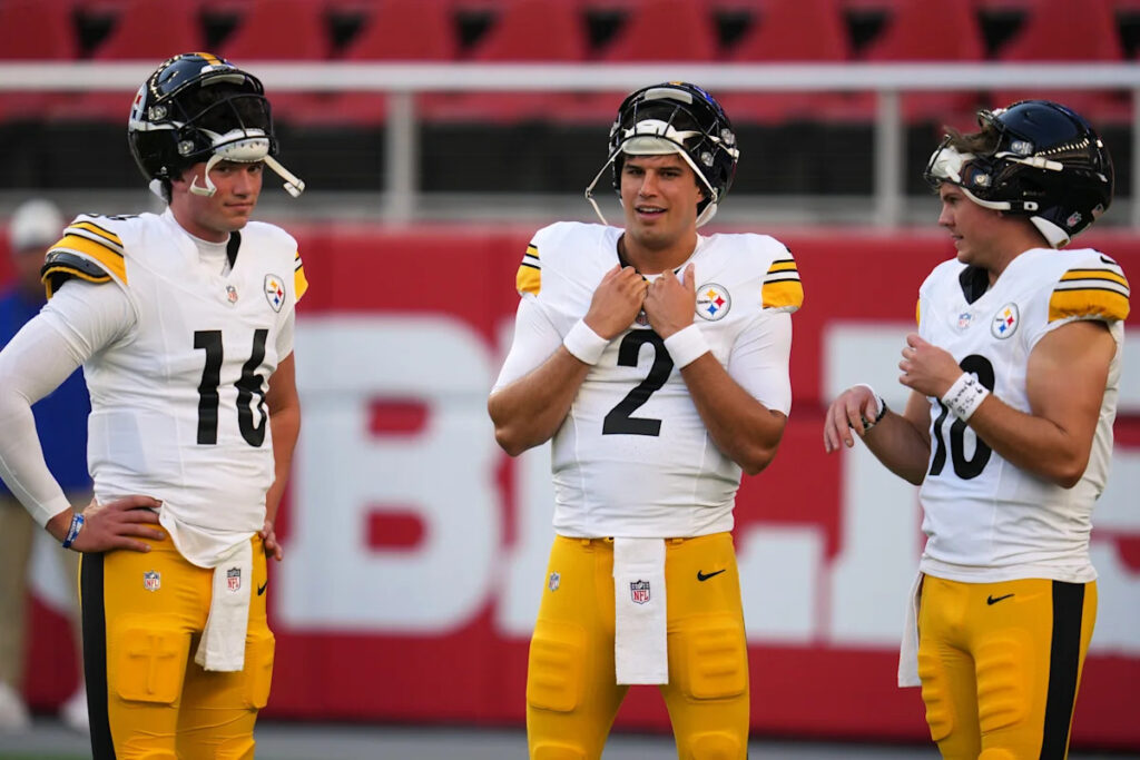 NFL teams keeping four quarterbacks isn’t a big deal, and here’s why NFL teams keeping four quarterbacks isn’t a big deal, and here’s why