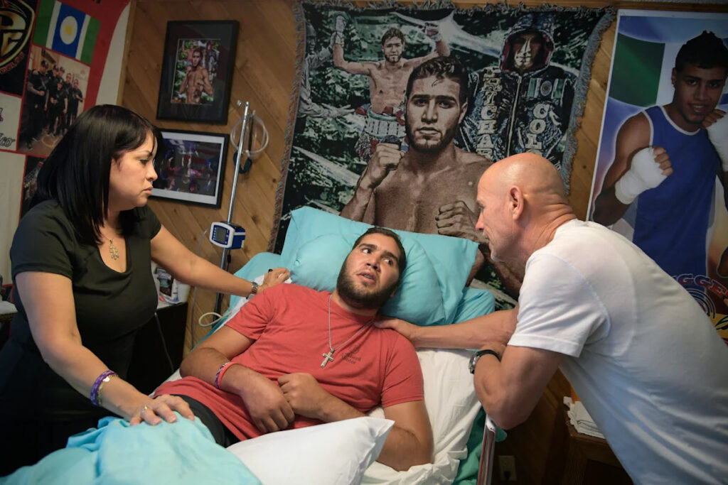 Boxer Prichard Colon dies at 33, a decade after suffering devastating brain injury Boxer Prichard Colon dies at 33, a decade after suffering devastating brain injury