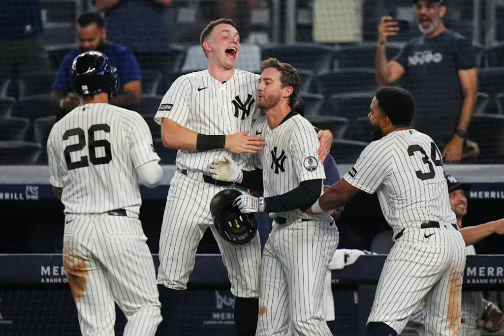 Yankees get 3-2 walk-off win over Braves in 10 innings on Ryan McMahon sacrifice fly Yankees get 3-2 walk-off win over Braves in 10 innings on Ryan McMahon sacrifice fly