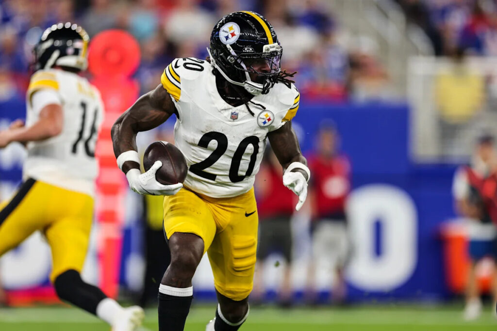 Steelers reportedly trading second-year RB Kaleb Johnson to Packers