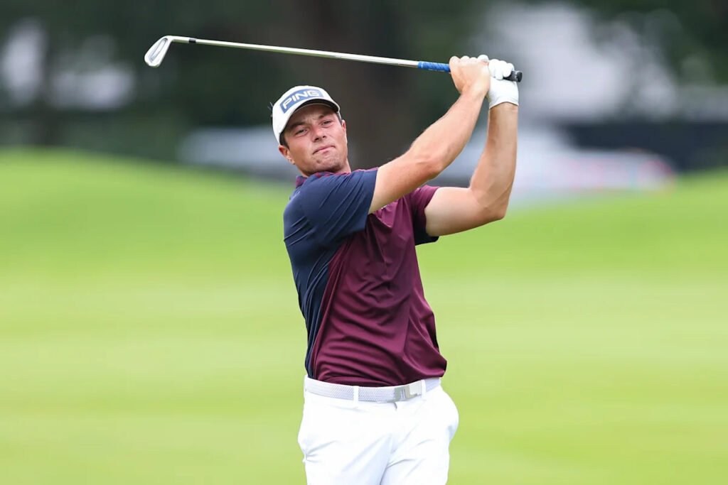 Tour Championship: Viktor Hovland holds solo lead entering final round, with Ryan Gerard and Scottie Scheffler behind him Tour Championship: Viktor Hovland holds solo lead entering final round, with Ryan Gerard and Scottie Scheffler behind him